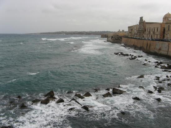 Да, да! Это Серакузы!!!