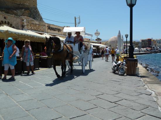 центр Ханьи