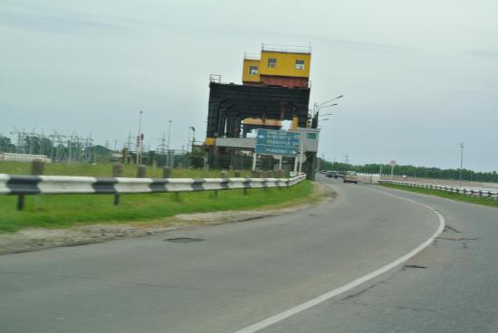 На горизонте Нижегородская ГЭС