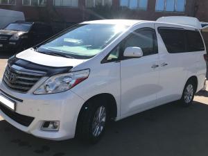 Цена на автомобиль с пробегом Toyota Alphard  3.5 минивэн 2011 г.в. 1 650 000 руб. в Москве