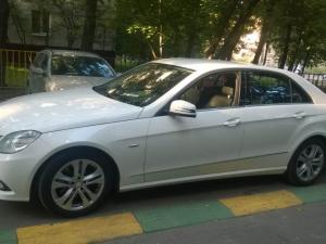 Цена на автомобиль с пробегом Mercedes E  E350 4MATIC cедан 2010 г.в. 1 250 000 руб. в Москве