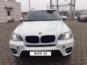 Цена на автомобиль с пробегом BMW X5  xDrive35i кроссовер 2013 г.в. 2 035 000 руб. в Москве