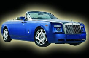 Rolls-Royce : очередь как на бюджетный автомобиль.