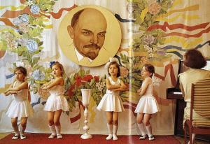 Московские воспитатели в детском саду выползли из нищеты 