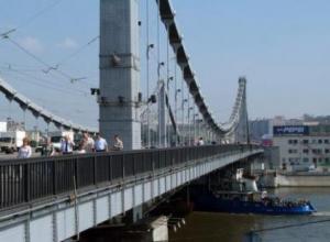 Страшное ДТП парализовало движение в центе Москвы Страшное ДТП парализовало движение в центе Москвы