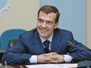 Медведев- лучший друг телевизора