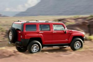 В Москве впервые угнали Hummer Н3 В Москве впервые угнали Hummer Н3