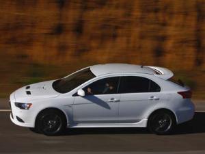 Начало продаж супернового Mitsubishi Lancer Sportback Начало продаж супернового Mitsubishi Lancer Sportback