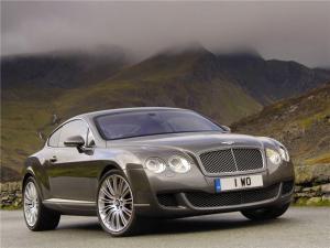 Россияне стали меньше покупать популярный в народе  Bentley