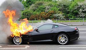 На Рублевке сгорела Ferrari купленная несколько часов назад