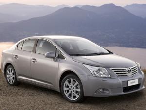 Начались продажи Toyota Avensis  1,6 л