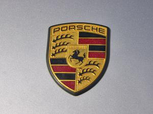 Россияне хотят приобрести компанию Porsche 