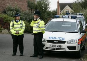 Полиция Британии 20 минут гналась за безруким водителем