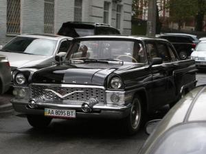 "Москвич" и "Чайка" вернутся на российские дороги