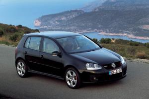Volkswagen Golf самый продаваемый авто в Европе 