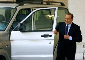 Сильвио Берлускони нашел способ как избавиться от русского УАЗа