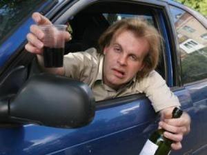 Депутаты за  разрешение пьяным водителям сидеть зимой в автомобиле