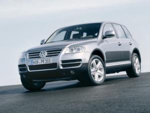 Милиция ищет Volkswagen  Touareg сбивший гаишника в Москве