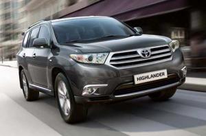 Объявлены российские цены на новый Toyota Highlander