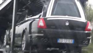 Гараж Ватикана приобрел катафалк Maserati Quattroporte