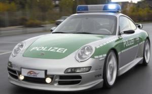 Австрийского полицейского за шутку с пивом оштрафовали на 7000 евро