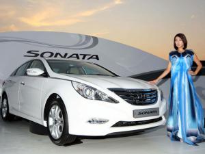 Hyundai приступает к отзыву  седанов Sonata