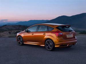 В Париже показали Ford Focus ST