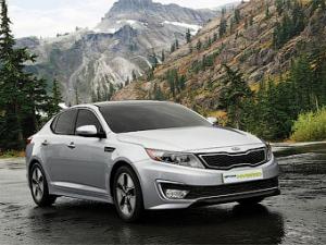 Kia  Optima огибридили