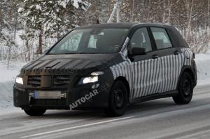 "Пойман" Mercedes B-Class с двигателем Renault