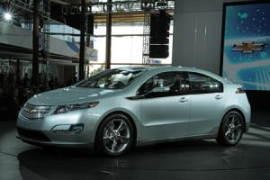 Chevrolet Volt получил титул автомобиля 2011 года Chevrolet Volt получил титул автомобиля 2011 года