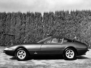 Ferrari принца Чарльза могут продать за 200 тыс. фунтов