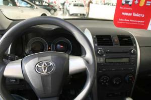 Автомобили Toyota получат систему автоматического объезда препятствий