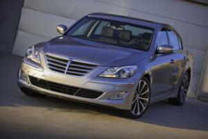 Продажи Hyundai Genesis 2012 модельного года от 2 млн 350 тыс. рублей