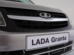 Lada Granta заправят газом