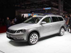 Официальные фото Volkswagen Passat Alltrack