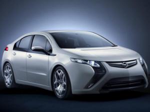 Лучшими автомобилями 2012 года признаны два электромобиля