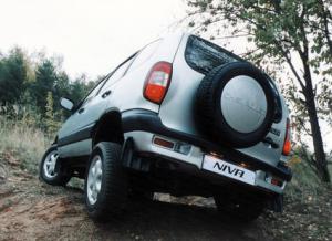 Chevrolet Niva LE преодолеет водные преграды