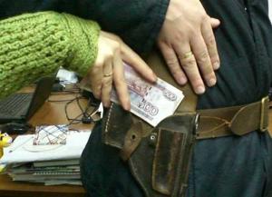 Гаишникам запретят иметь наличные деньги в карманах