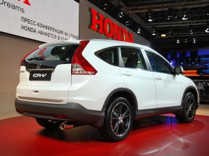Новый Honda CR-V поступит в продажу в двух комплектациях