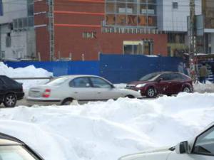 В Нижнем Новгороде снегопад парализовал движение