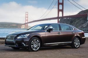 Полногибридный Lexus LS600h от 5 637 000 рублей