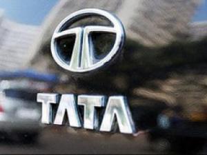 Nokia будет выпускать индийские автомобили Tata