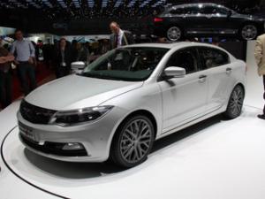 Женева 2013: Китайцы вывели на автоподиум Qoros 3 Женева 2013: Китайцы вывели на автоподиум Qoros 3