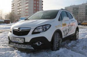Российские автовладельцы пожаловались на дорожный просвет Opel Mokka