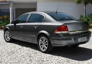 Новый Opel ASTRA Family с максимальной выгодой до     104 900 рублей!