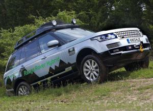 Land Rover опубликовала информацию о новом гибридном внедорожнике