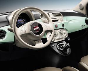 Стартовали продажи обновленного  Fiat 500 от 570 000 рублей