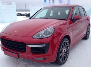 Москвичам представили новый Porsche Cayenne GTS