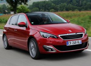 Peugeot в России снизил цены на авто и ставку автокредитования