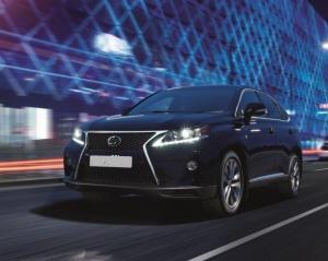 В марте россияне массово скупали автомобили Lexus 